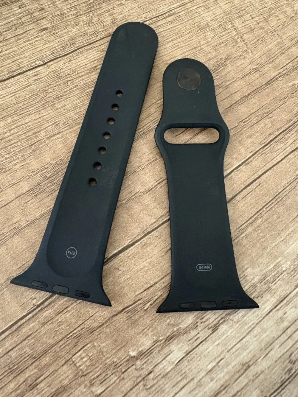 Official Apple Watch Sport Band Black Silicone 44mm (S/M)